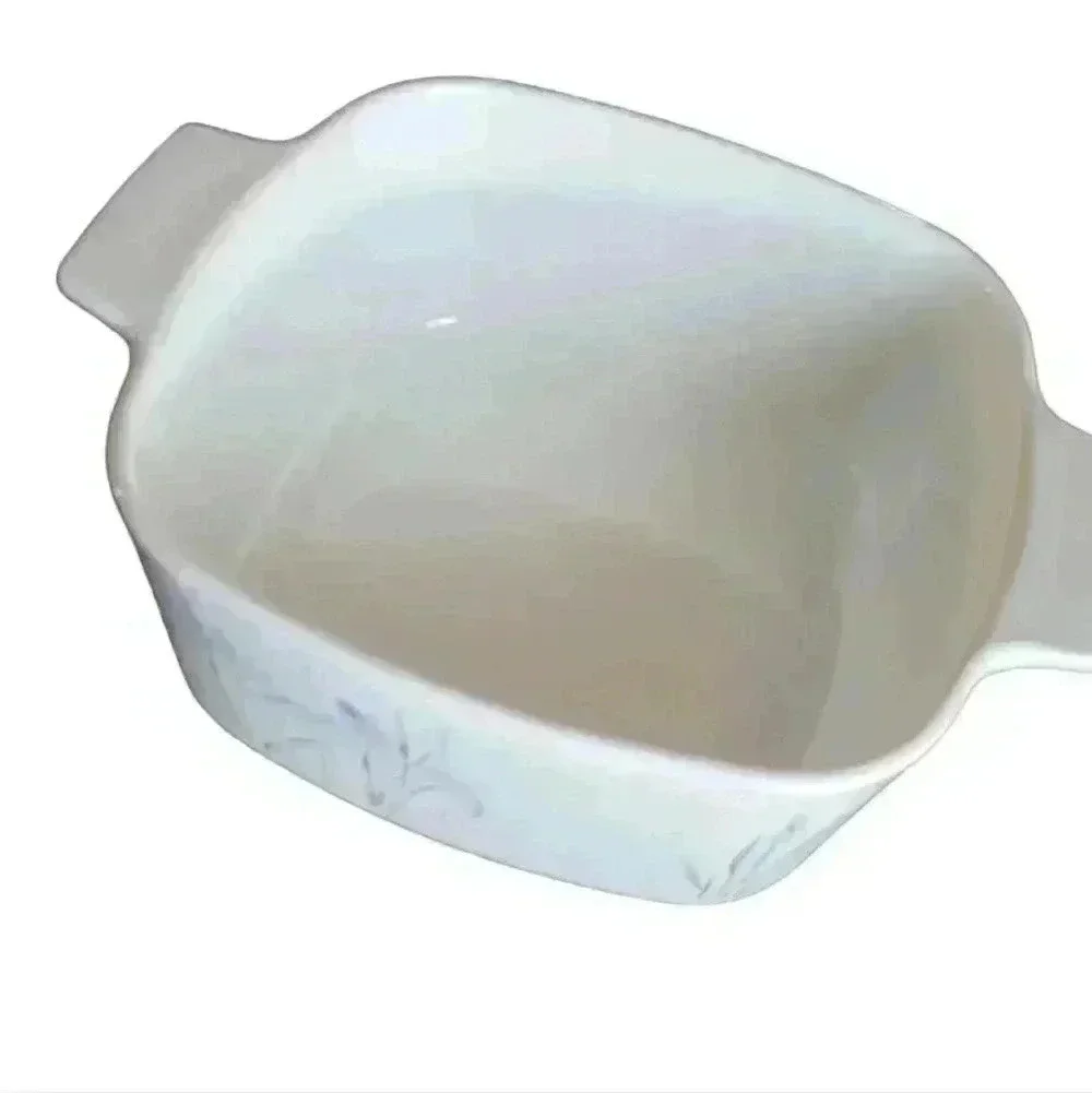 Corning Ware Shadow Iris A-1 1/2-B 1.5 liter casserole dish